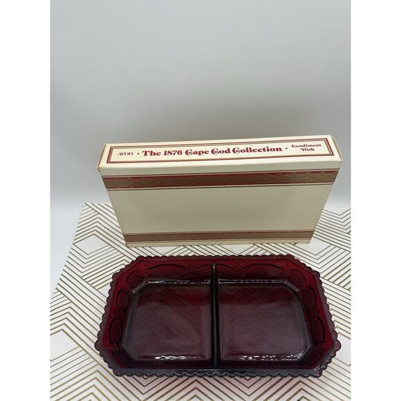 Vintage Avon 1876 Cape Cod Collection Ruby Red Condiment Dish & orig Box NOS - Picture 1 of 7